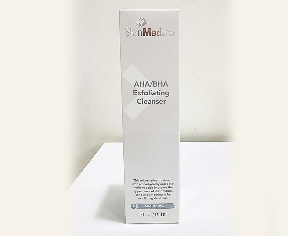 AHA/BHA Cleanser – The Skin Clinics